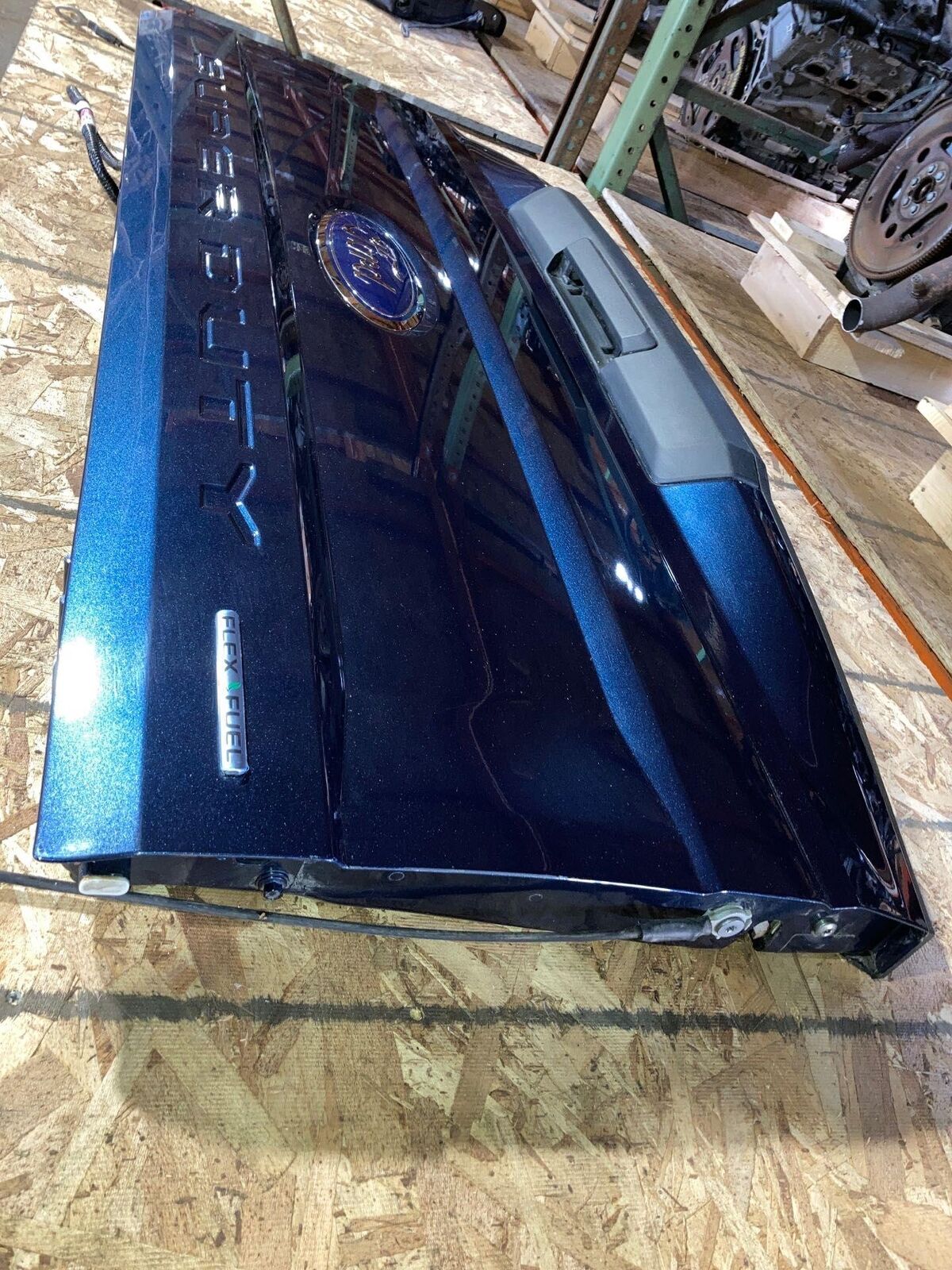 Trunk Decklid Tailgate Lift Gate FORD F250 SD TRUCKBED AND TRACTORS